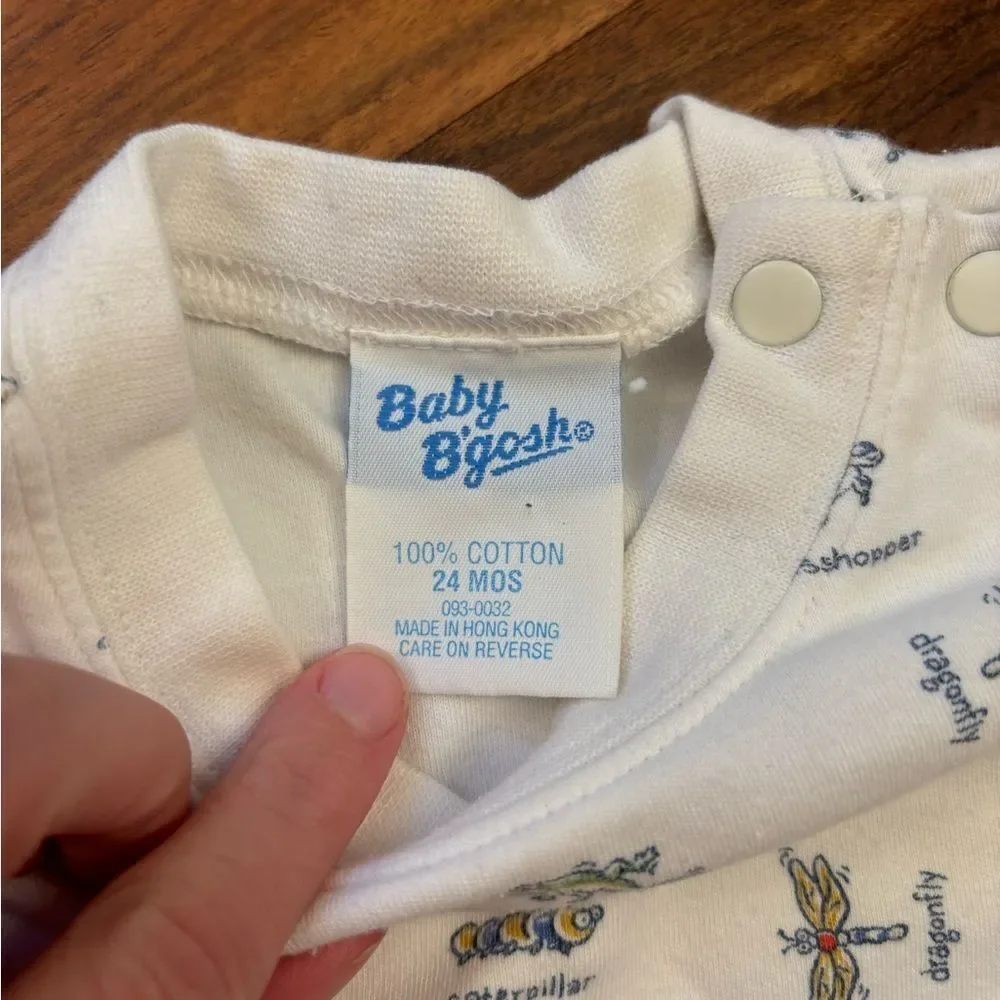 Osh Kosh B’Gosh Baby B’Gosh vintage white bugs short sleeve onesie